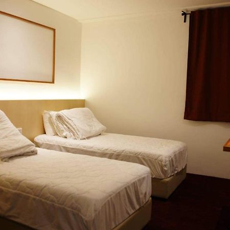 Domo Melaka Japanese Style Inn Экстерьер фото